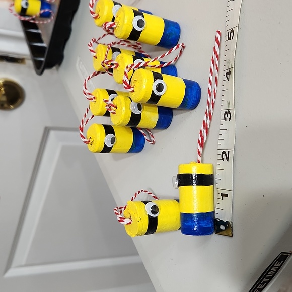 Hand Crafted Upcycled Minions Cork Ornaments 10 Set - Picture 3 of 3
